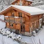 Ecureuil Noir By Interhome
