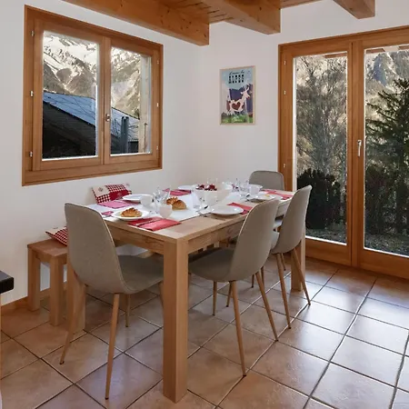 Chalé Ecureuil Noir By Interhome