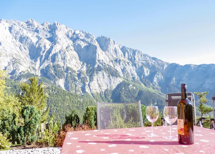 Ecureuil Noir By Interhome *