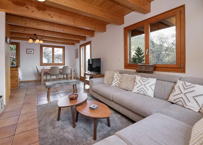 Ecureuil Noir By Interhome 오브로나즈