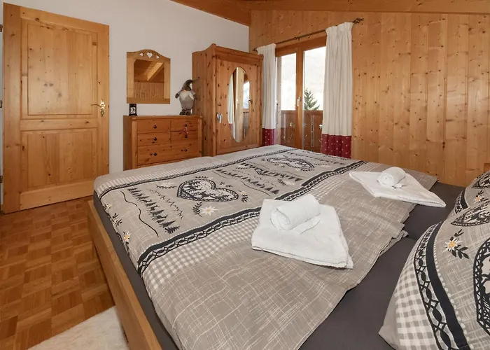 Ecureuil Noir By Interhome Chalé Ovronnaz