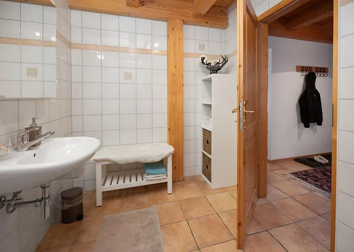 Ecureuil Noir By Interhome *