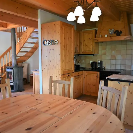 Chalet Ecureuil Noir By Interhome *